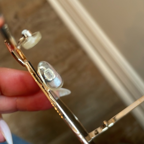 Gold High Key Quay x Desi Perkins aviator sunglasses - Picture 7 of 15